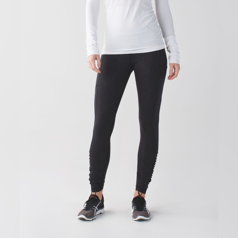 Lululemon Speed Tight III *Full-On Luxtreme Mesh Diamond Palm Embossed Black 4
